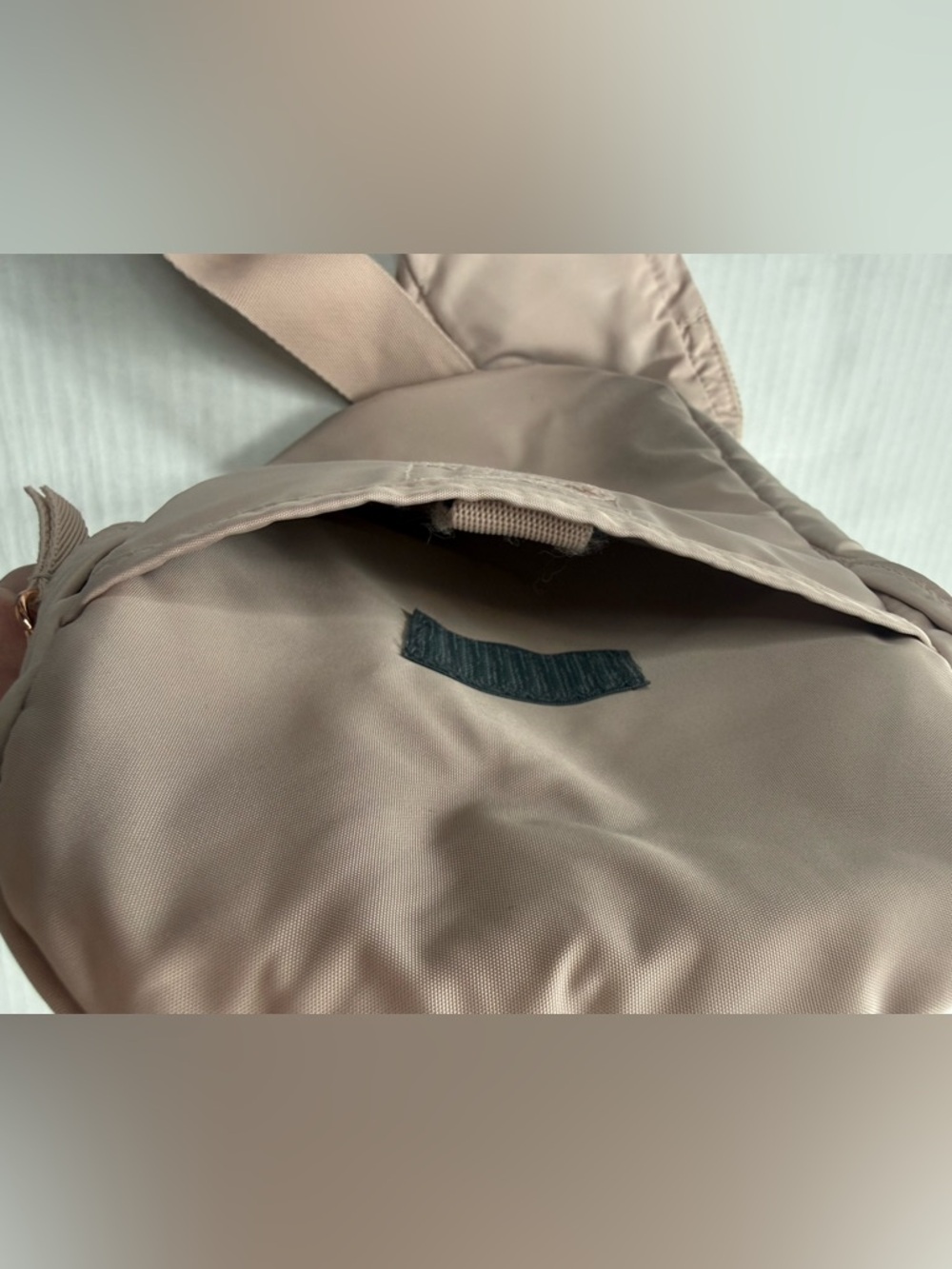 Adidas Essentials 2 Sling Crossbody Bag Wonder Taupe Beige/Rose Gold - Picture 12 of 16